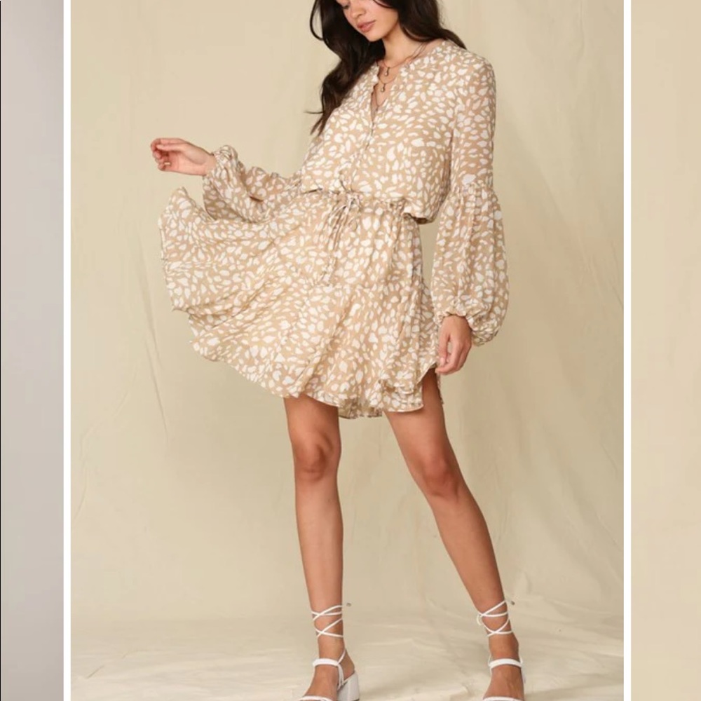 NWT Long Sleeve Dress - Size Small - Picture 4 of 5